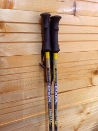 NOVÉ PALICE EXEL CARBON BLACK-YELLOW 110CM